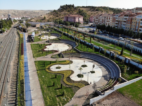 Devlet Bahçeli Parkı ve TCDD Açık Hava Müzesi