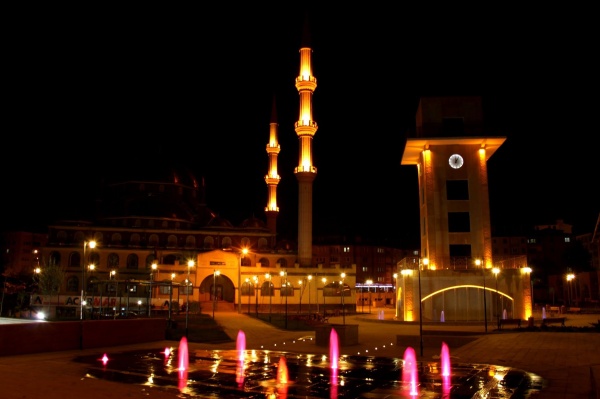 Ahmet Yesevi Camii Meydan ve Çevre Düzenlemesi